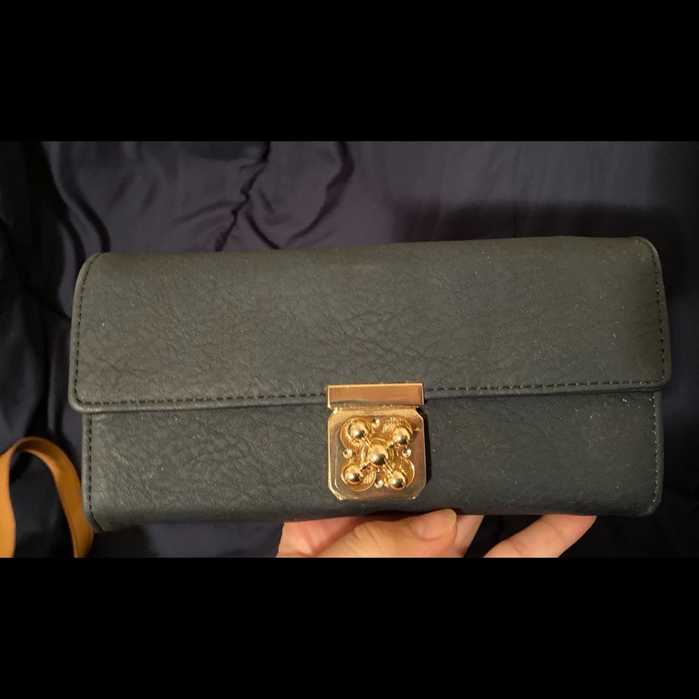 Woman’s wallet